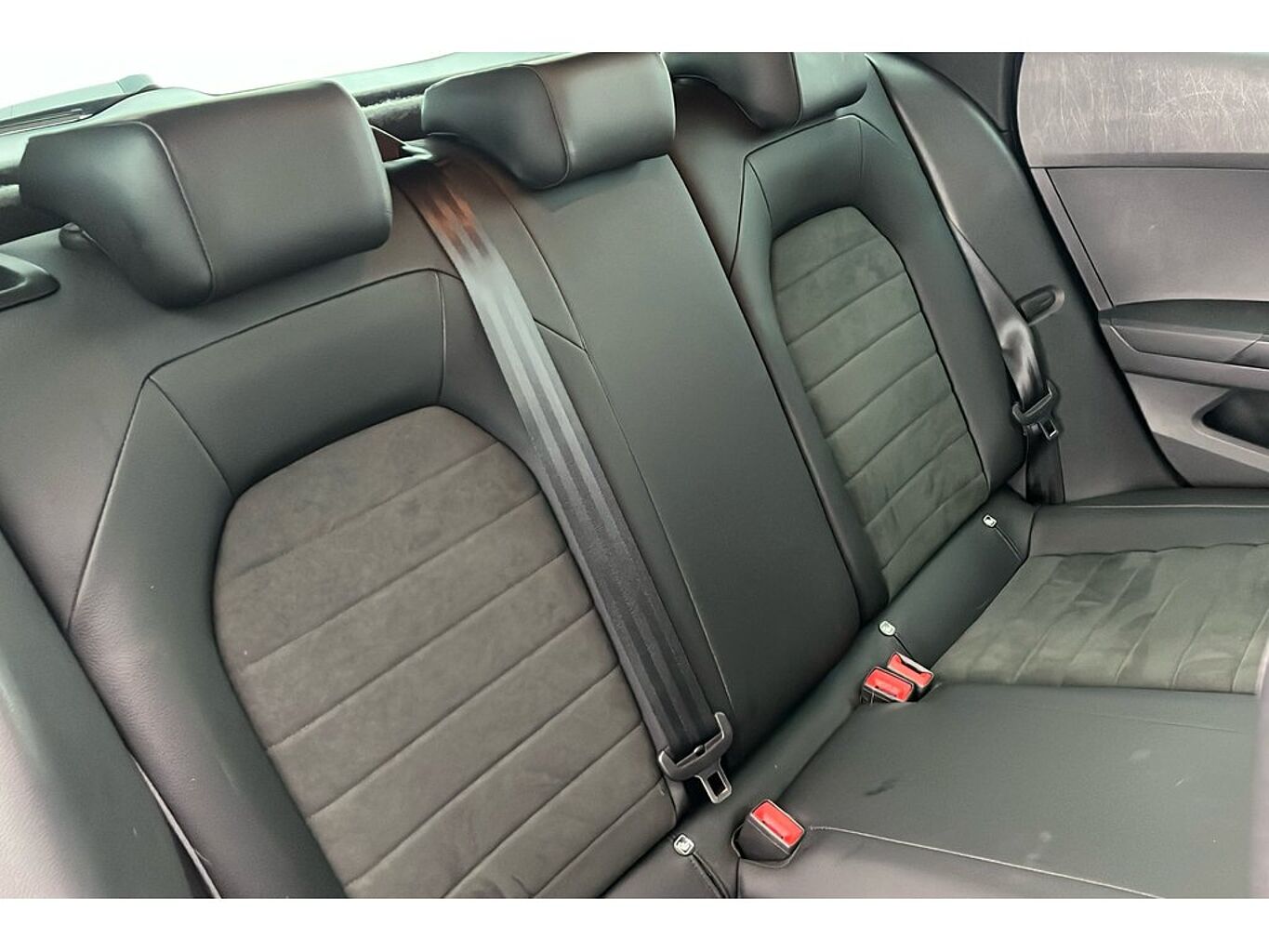 SEAT Arona FR Sport 1.0 TSI Petrol 110 7-speed DSG-auto