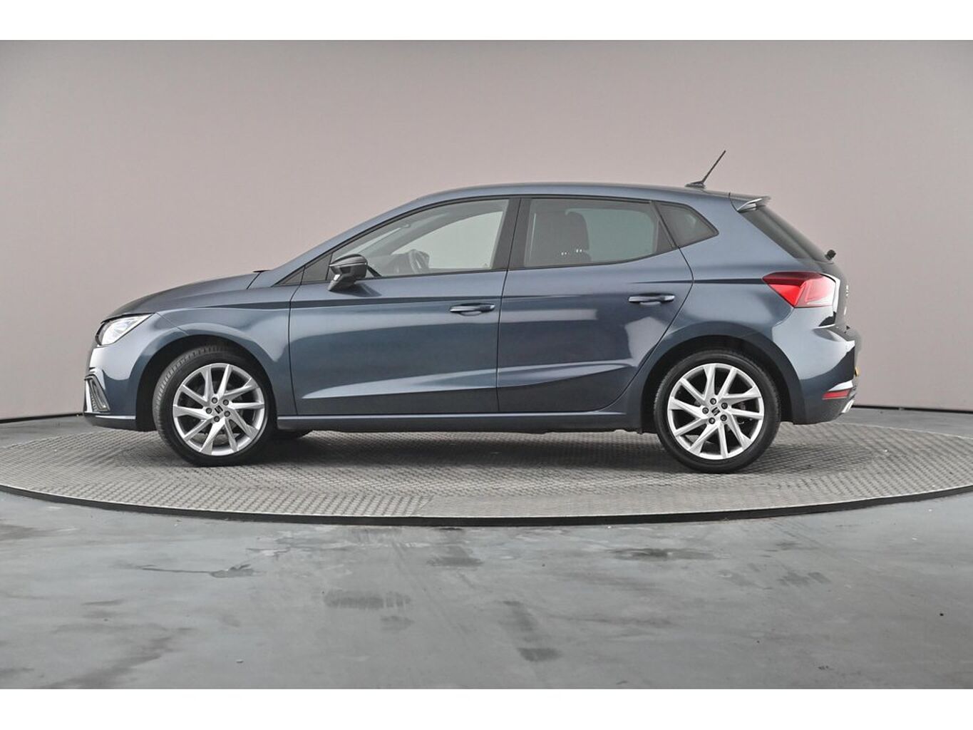 SEAT Ibiza FR 1.0 TSI Petrol 115 7-speed DSG-auto