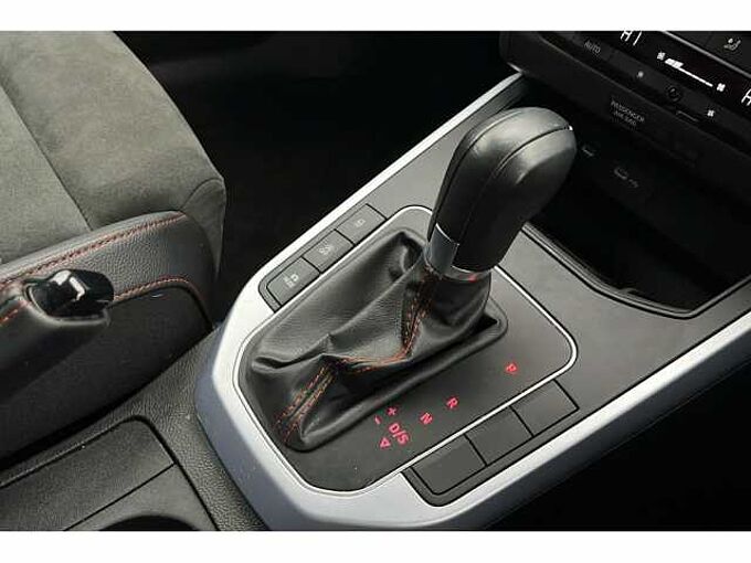 SEAT Arona FR Sport 1.0 TSI Petrol 110 7-speed DSG-auto